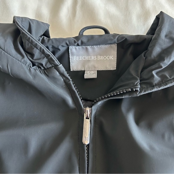 Beechers Brook Black Rain Coat | Small - Picture 4 of 9